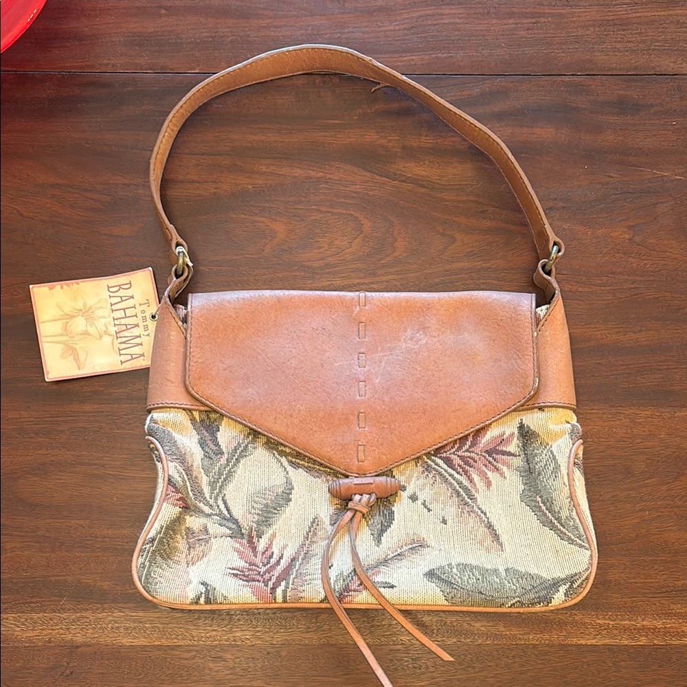 Tommy Bahama Tan and Cream Shoulder Bag